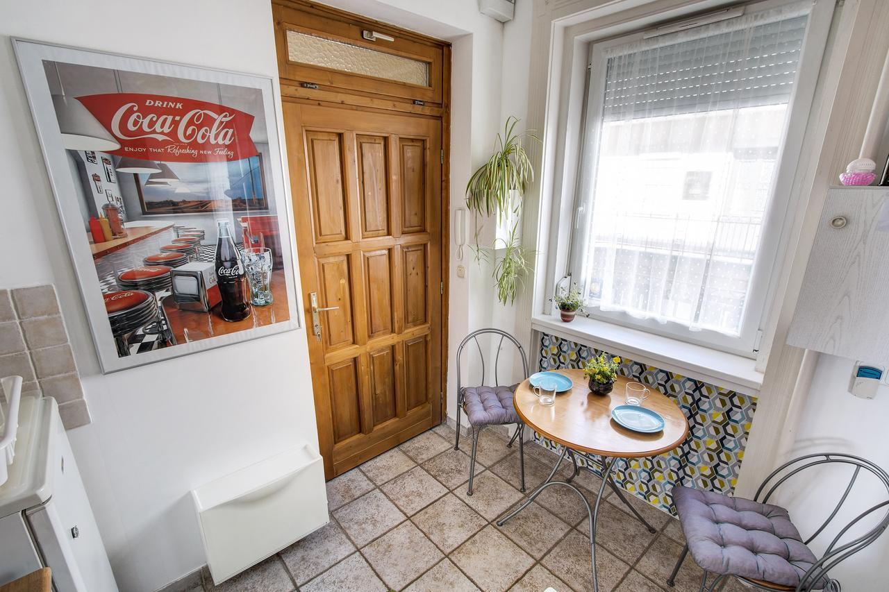 Apartment Near The Heroes Square Budapest Exterior photo