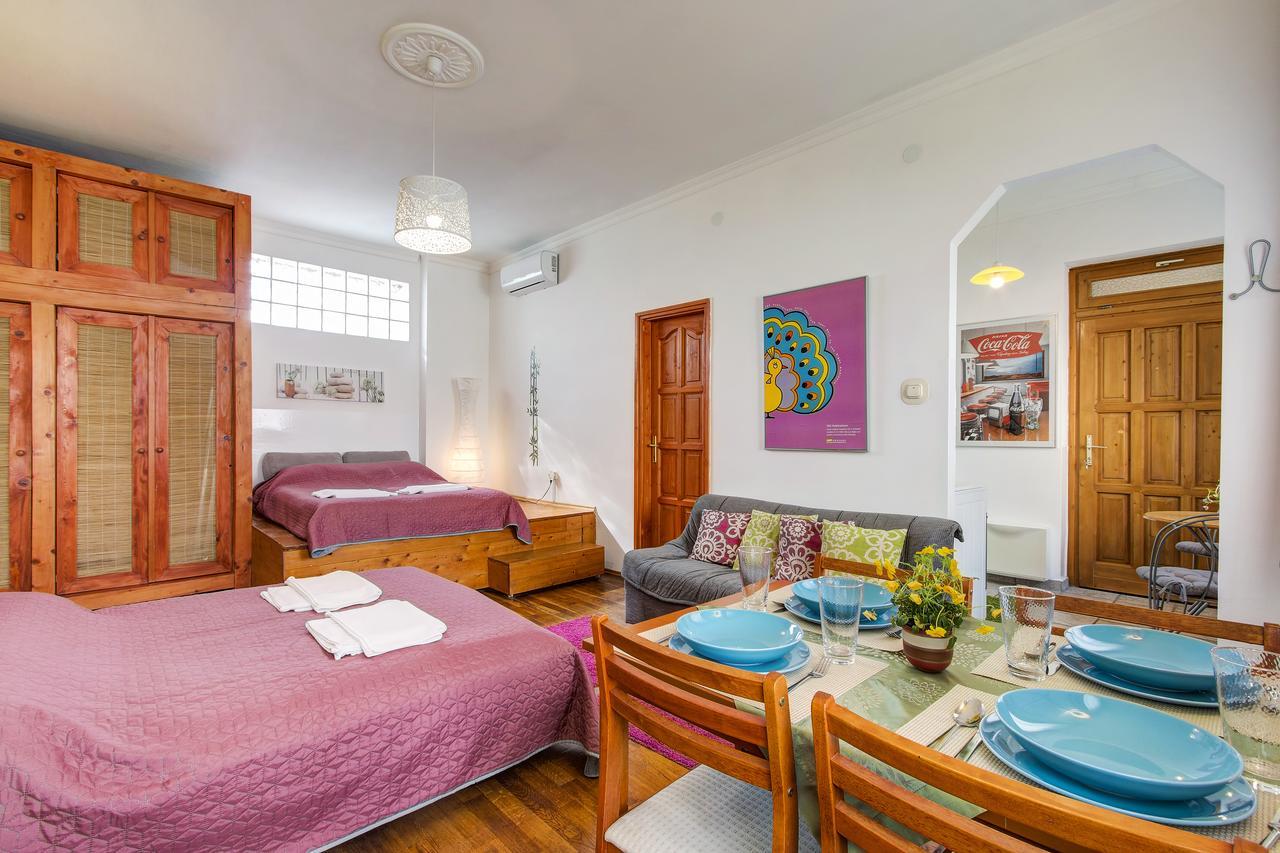 Apartment Near The Heroes Square Budapest Exterior photo